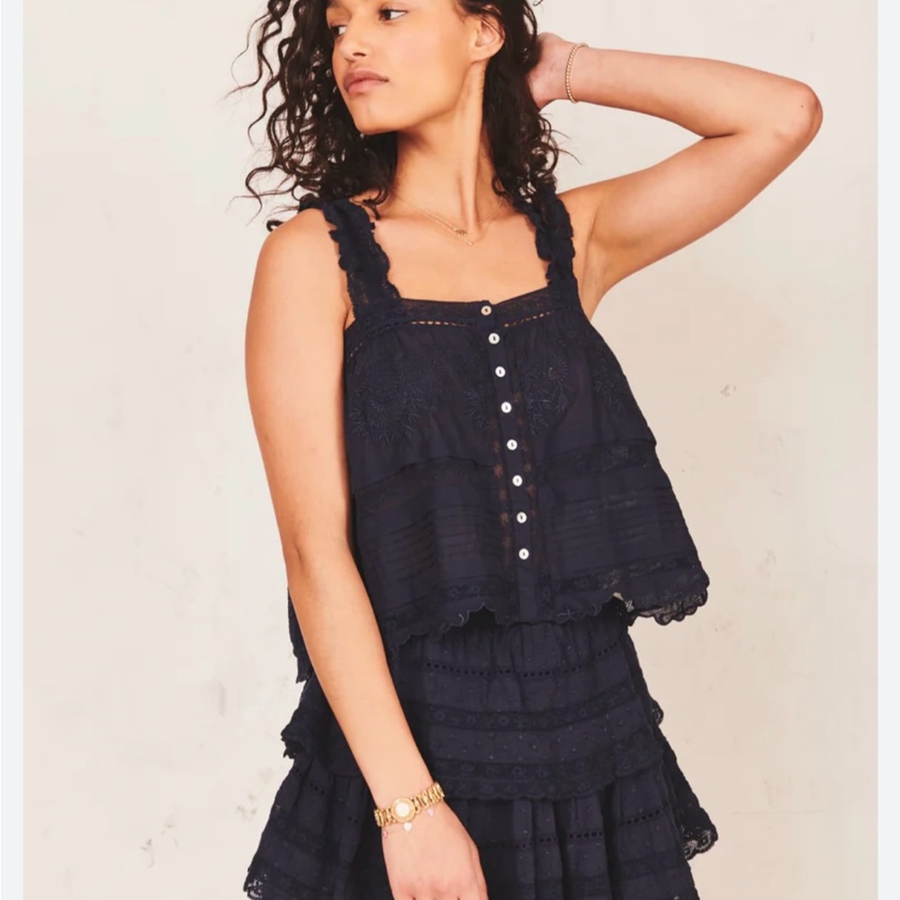 Love shack, fancy Sully top in navy blue
